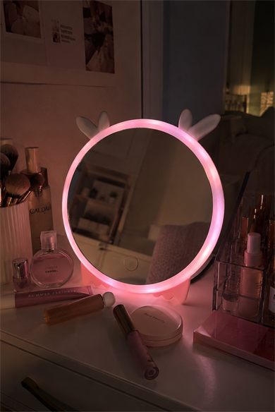 Pembe Renk Kulak Detaylı Işıklı Masa Aynası