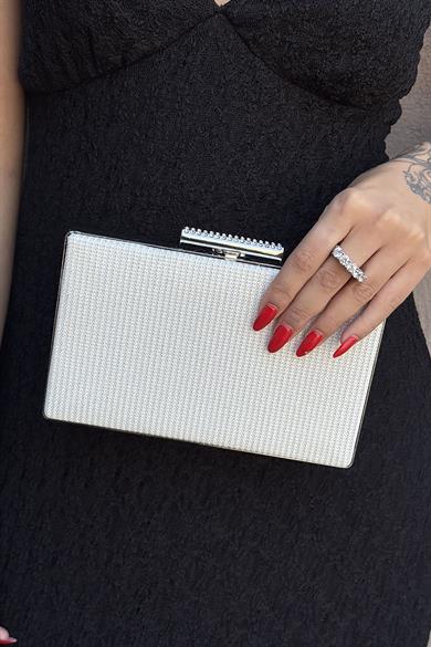 Beyaz Renk Simli Abiye Portföy Çanta