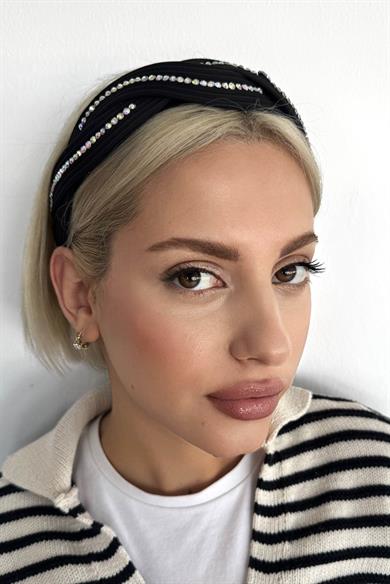 Siyah Renk Taş Detaylı Taç