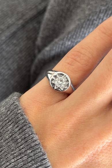 Gümüş Renk Kuzey Yıldızı Figürlü Serçe Parmak Yüzük (Ayarlanabilir)