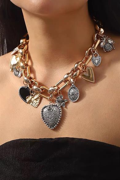 Altın Ve Gümüş Renk Charmlı Tasarım Kolye