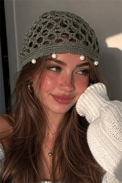 Yeşil Renk İnci Detaylı Örgü Saç Bandana