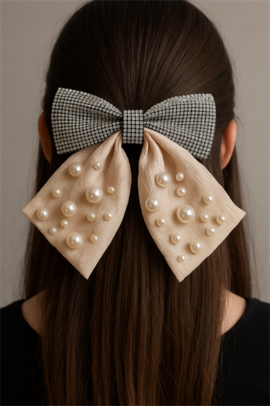 Krem Renk Kurdele Figürlü İnci Ve Taş Detaylı Otomat Toka