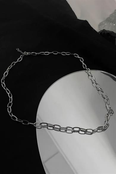 Gümüş Renk Zincir Detaylı Unisex Çelik Kolye