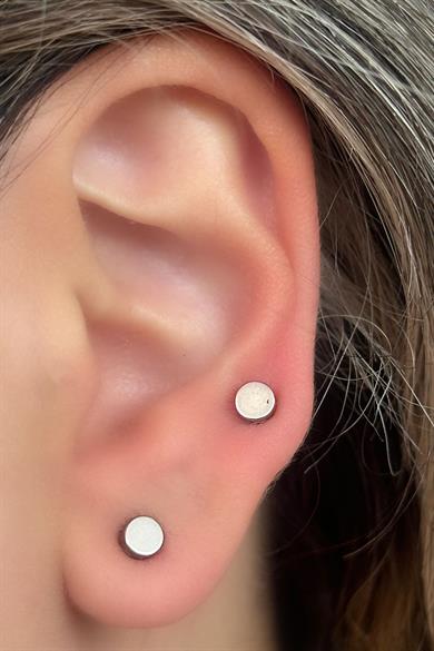 Gümüş Renk Delik Gerektirmeyen Cerrahi Mıknatıslı Çelik Piercing