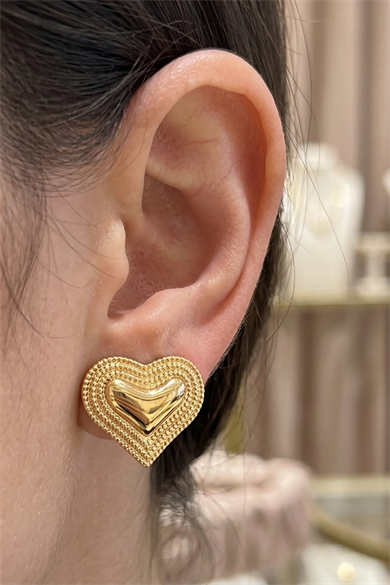 Altın Renk Kalp Figürlü Çelik Küpe (Çift)