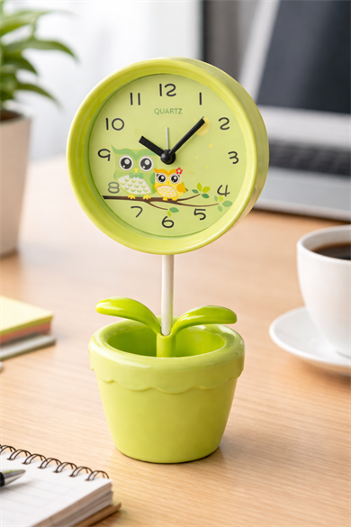 Yeşil Renk Saksı Figürlü Alarmlı Masa Saati
