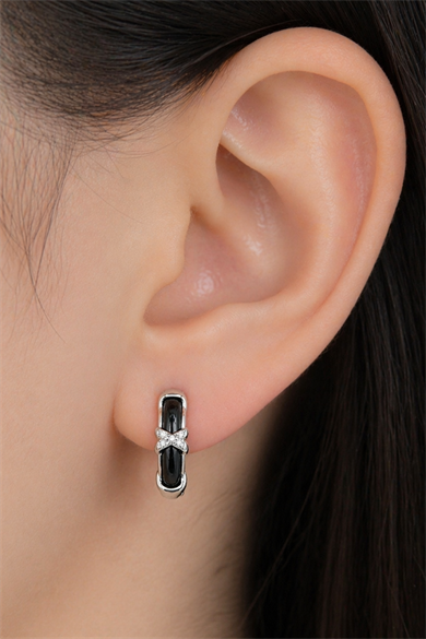 Gümüş Renk Siyah Taş Detaylı Xuping Küpe (Çift)