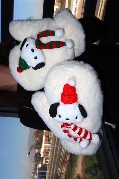 Krem Renk Köpek Figürlü Askılı Peluş Eldiven