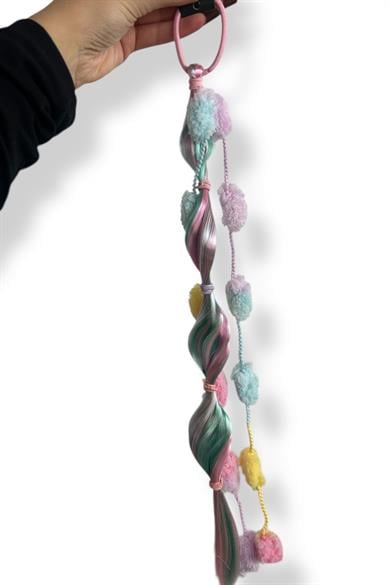 Pembe Renk Saç Detaylı Lastik Toka