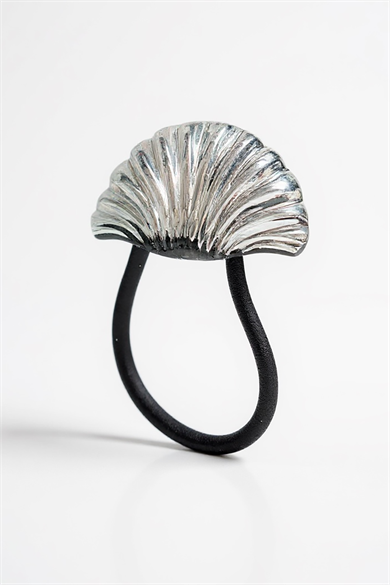 Gümüş Renk Midye Figürlü Metal Lastik Toka