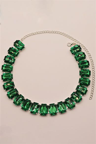 Gümüş Renk Yeşil Taş Detaylı Tasarım Abiye Kolye