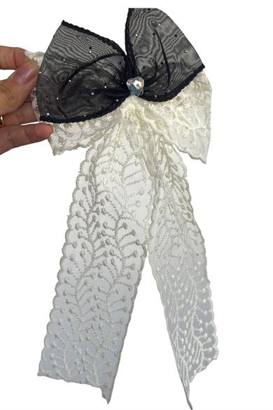 Siyah Ve Beyaz Renk Kurdele Figürlü Otomat Toka