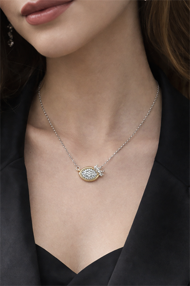 Gümüş Renk Taş Detaylı Çelik Kolye