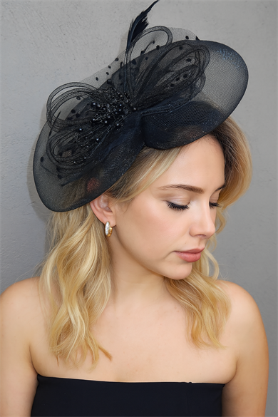 Siyah Renk Tüy Detaylı Nikah Şapkası/Vualet Şapka