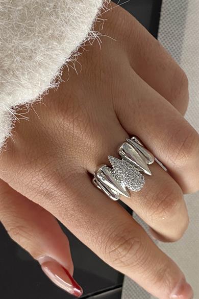 Gümüş Renk Taş Detaylı Ayarlanabilir Çelik Yüzük