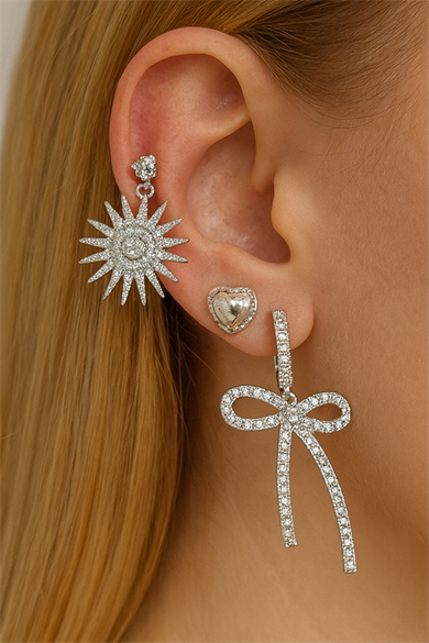 Gümüş Renk Taş Detaylı 3lü YSX Küpe Set