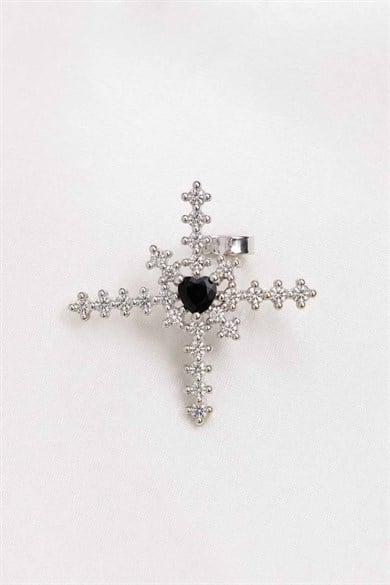 Gümüş Renk  Kalp Figürlü Taş Detaylı TX Ear Cuff (Tek)