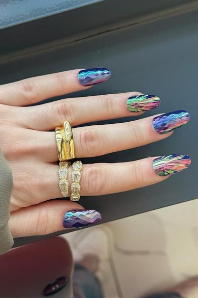 12li Mor Renk Karışık Figürlü Jel Görünümlü Takma Tırnak Set (Yapıştırıcılı)