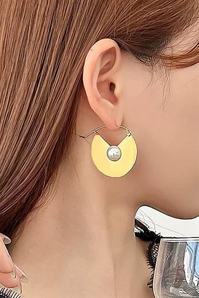 Altın Renk İnci Detaylı Çelik Küpe (Çift)