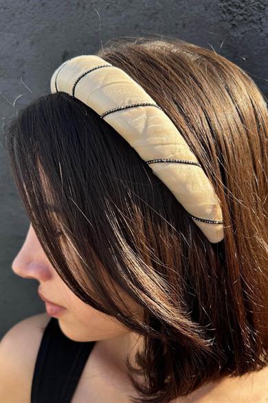 Bej Renk Taş Detaylı Taç