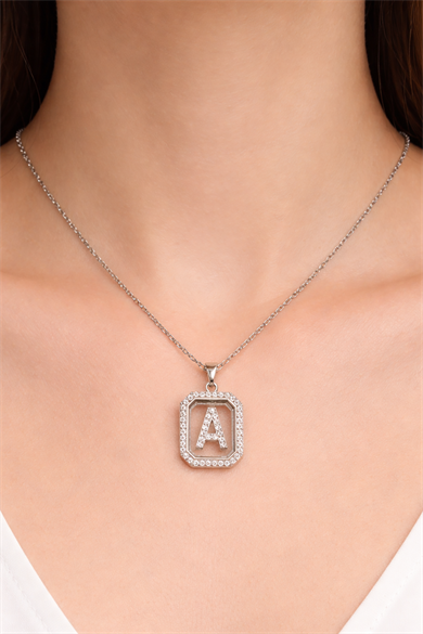 Gümüş Renk A Harf Taş Detaylı Çelik Kolye