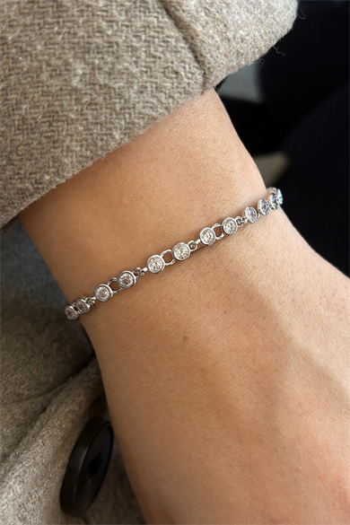 Gümüş Renk Taş Detaylı 14K Altın Kaplama CM Bileklik