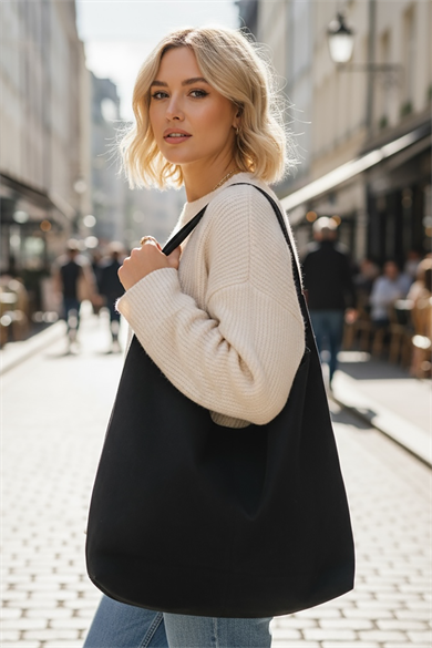 Siyah Renk Büyük Boy Süet Kadın Çanta