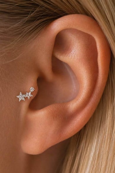 Gümüş   Renk  Yıldız Figürlü  Taşlı Cerrahi Çelik Tragus/Kıkırdak Küpe/Piercing (Tek)