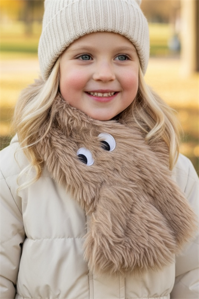 Kahverengi Göz Detaylı Peluş Çocuk Atkı