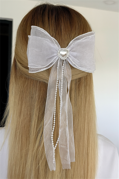 Beyaz Renk Kalp Figürlü İnci Detaylı Kurdele Otomat Toka