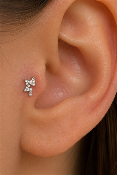 Gümüş Renk Yıldız Figürlü Cerrahi Çelik Tragus/Kıkırdak Küpe/Piercing (Tek)