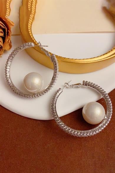 Gümüş Renk Taş Ve İnci Detaylı Halka Küpe (Çift)