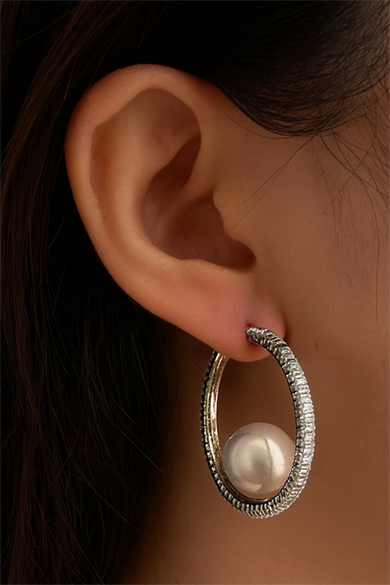 Gümüş Renk Taş Ve İnci Detaylı Halka Küpe (Çift)