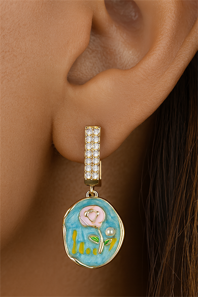 Altın Renk Çiçek Figürlü Taş Detaylı YSX Küpe 