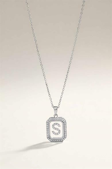 Gümüş Renk S Harf Taş Detaylı Çelik Kolye