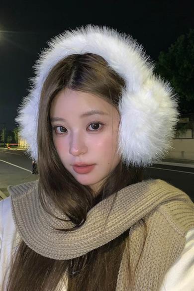 Krem Renk Simli Peluş Kulaklık