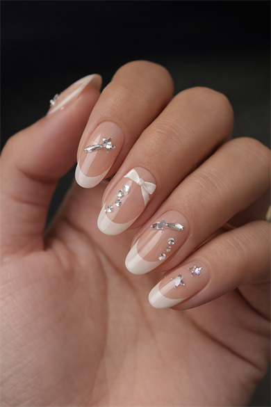 24lü Pudra Ve Beyaz Renk Jel Görünümlü Takma Tırnak (Yapıştırıcılı)