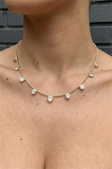 Altın Renk Kalp Figürlü Choker Kolye