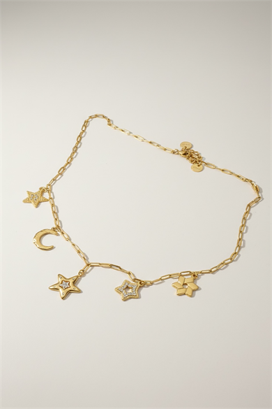 Altın Renk Zincir Detaylı Karışık Charmlı Çelik Kolye