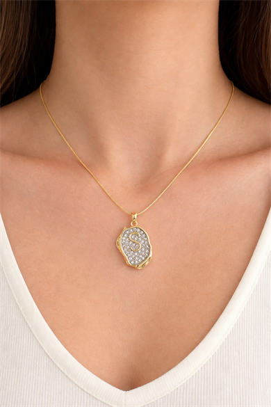 Altın Renk S Harf Taş Detaylı Çelik Kolye