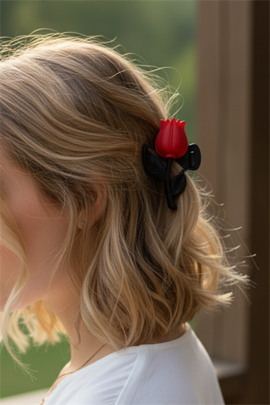 Siyah Ve Kırmızı Renk Lale Figürlü Mandal Toka