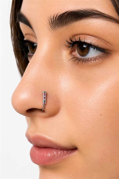 Gümüş Renk Taş Detaylı Cerrahi Çelik Deliksiz Kulak/Burun Piercing 