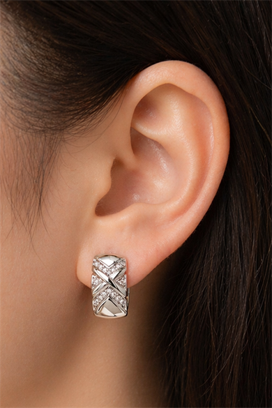 Gümüş Renk Taş Detaylı Xuping Küpe (Çift)