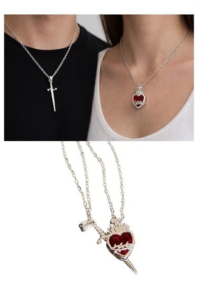 Gümüş Renk Kalp Ve Kılıç Figürlü İkili Çelik Sevgili Kolyesi