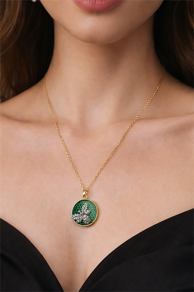 Altın Renk Arı Figürlü Çelik Kolye