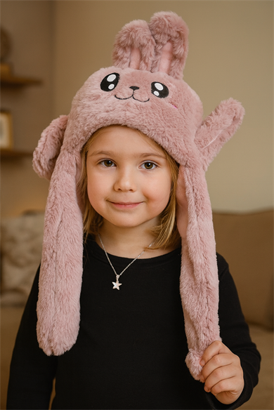 Pudra Renk Tavşan Figürlü Kulakları Oynayan Peluş Şapka