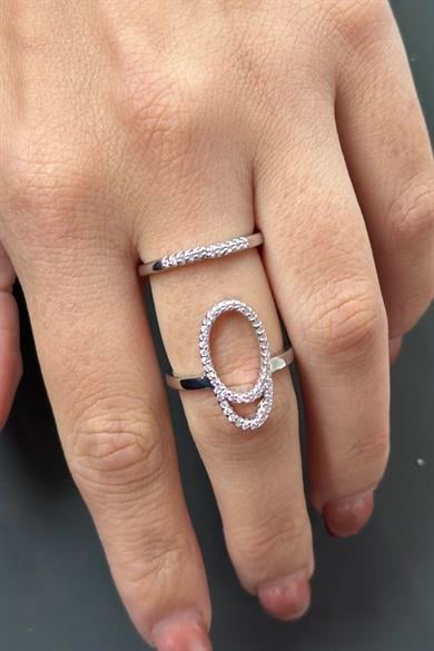 Gümüş Renk Taş Detaylı Ayarlanabilir Çelik Yüzük