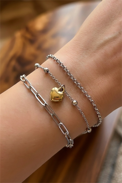 Gümüş Renk Kalp Figürlü Zincir Detaylı 3lü Çelik Bileklik Set