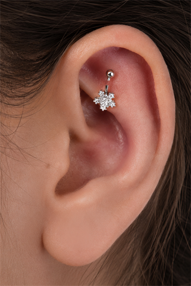 Gümüş Renk Yıldız Figürlü  Cerrahi Çelik Roof/Kıkırdak Küpe/Piercing (Tek)